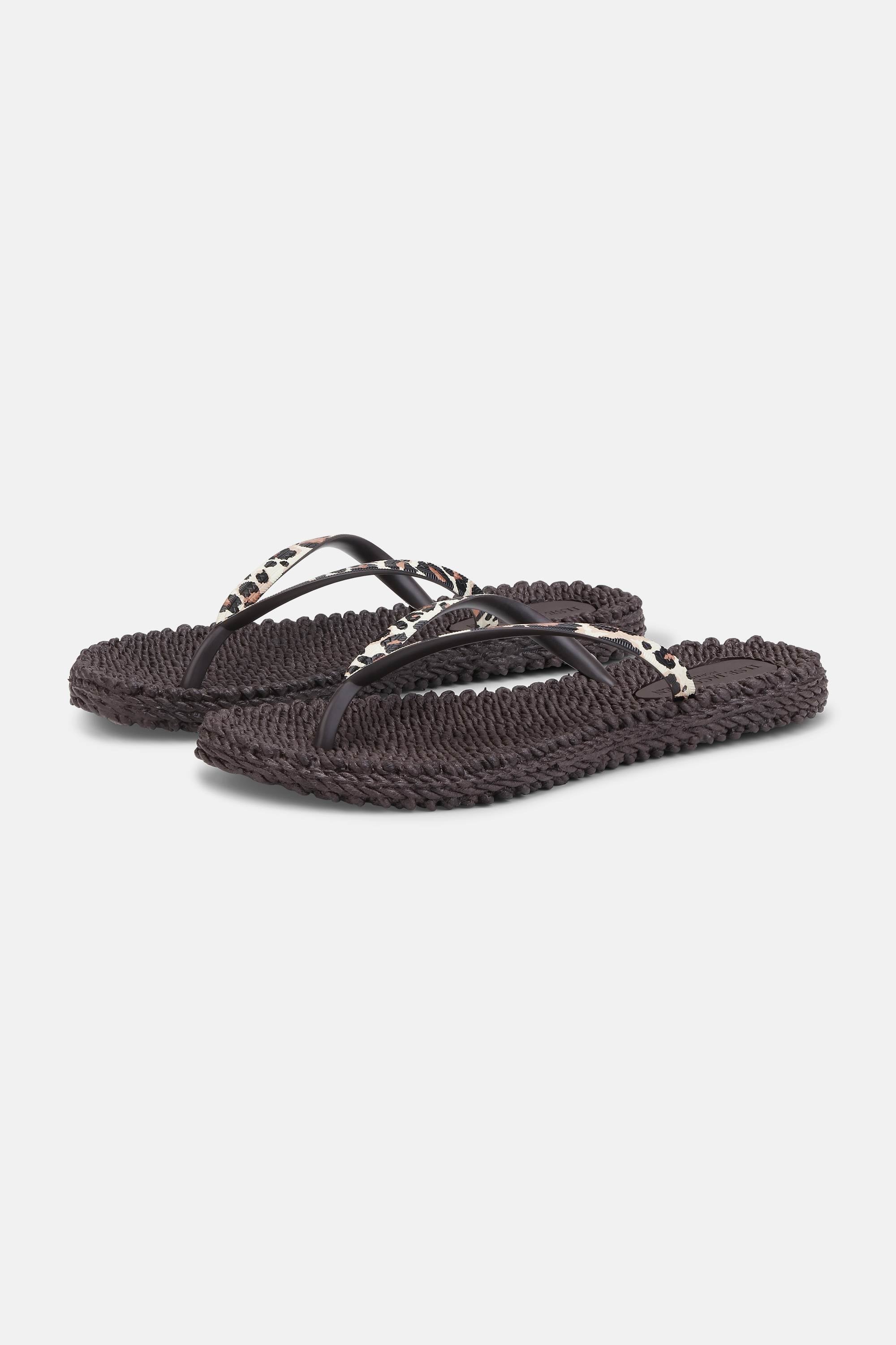 Flip Flops With Print - Brown Panthera Print